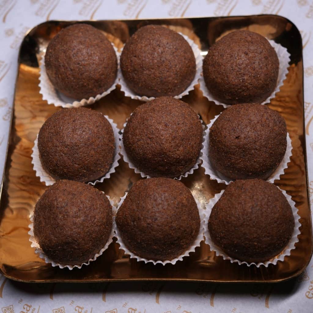 Sunnundalu – traditional Andhra sweet from Estaa Sweets Bangalore, made with urad dal, jaggery