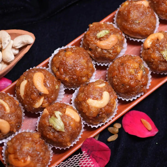Annamayya Laddu – authentic Andhra sweet from Estaa Sweets Bangalore, made with pure ghee, gram flour, and jaggery