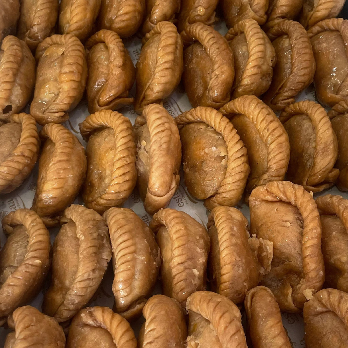 Buy Kova Puri/Chandrakala Online | Estaa Sweets | Home Delivery